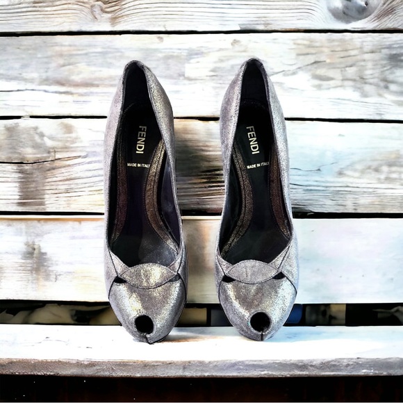 Fendi Shoes - Authenticated Fendi VTG Bronze Metallic Peeptoe pumps 36.5